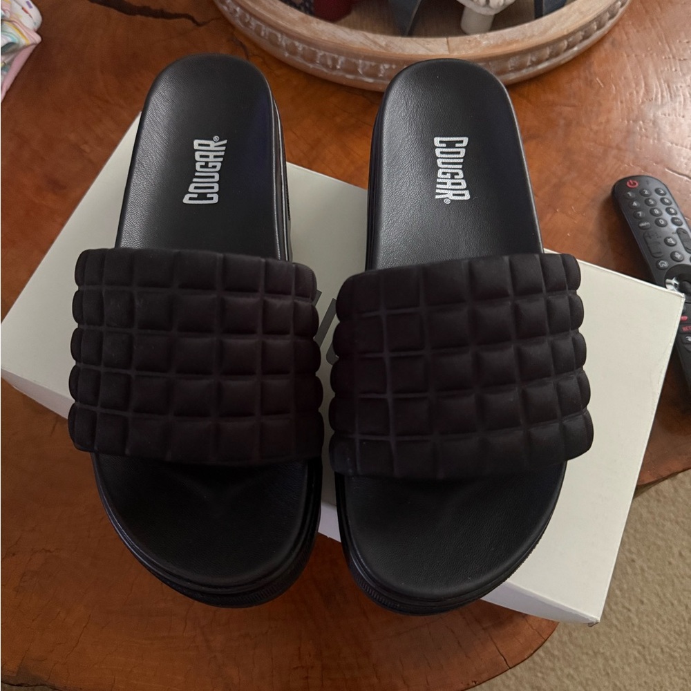 Cougar Black Quilted Slide Sandals